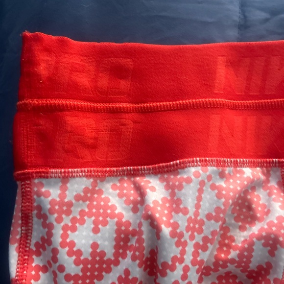 Nike Set - Picture 10 of 11